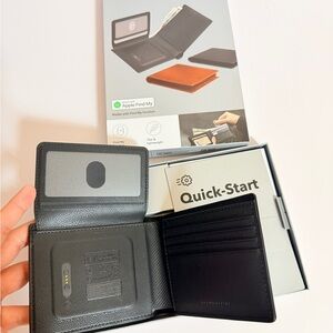 Black Leather Wallet with Apple Find My Function